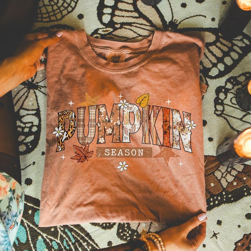 Pumpkin Season T-shirt, Retro Halloween Shirt, Pumpkin Tee, Women Fall Shirt, Halloween Gift Hoodie, Sweatshirt