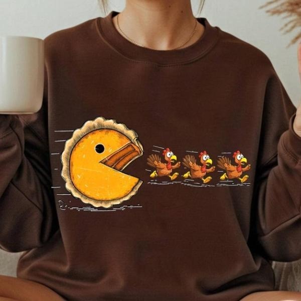 Retro Pumpkin Season Thanksgiving Funny Chasing Turkey Sweater, Pumpkin Pie Chasing Shirt, Fall Vibes Thanksgiving Gifts...