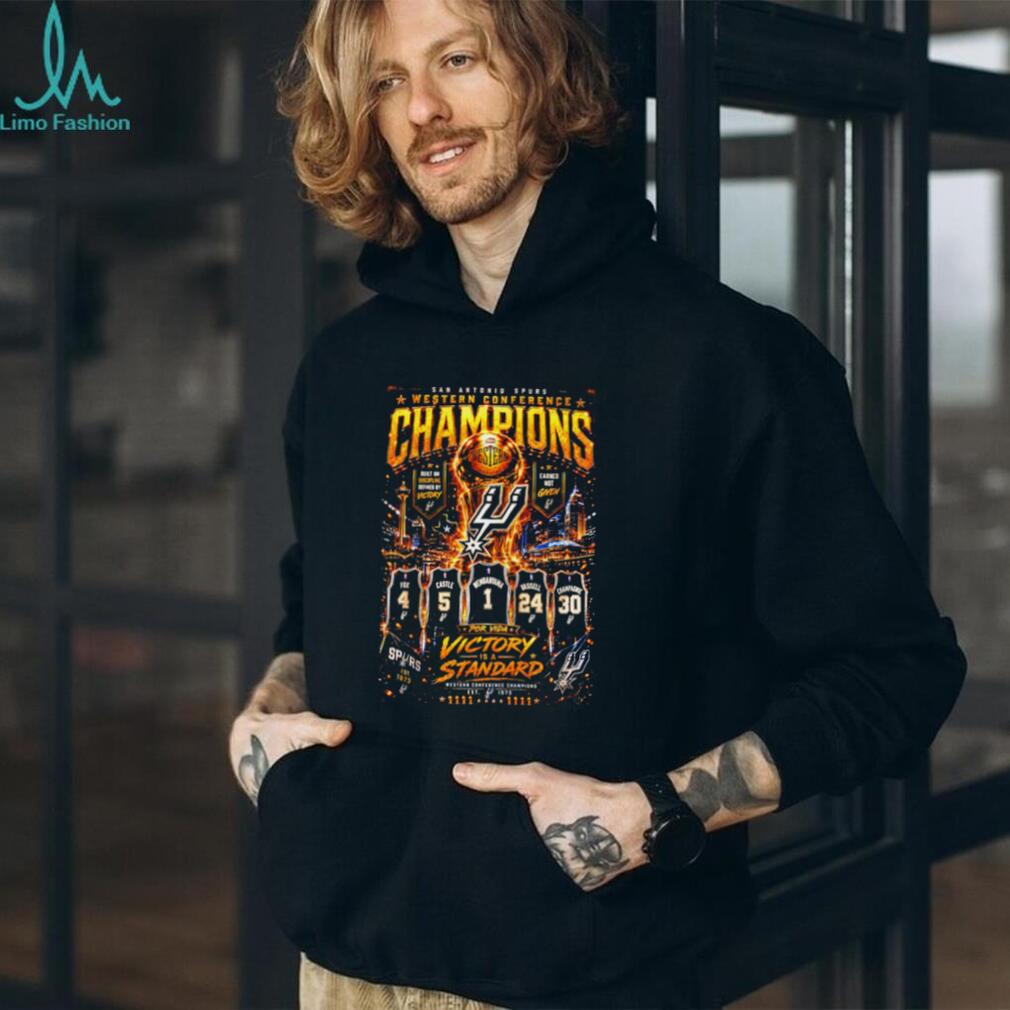 San Antonio Spurs 2026 Western Conference Champs Por Vida Victory is a Standard shirt