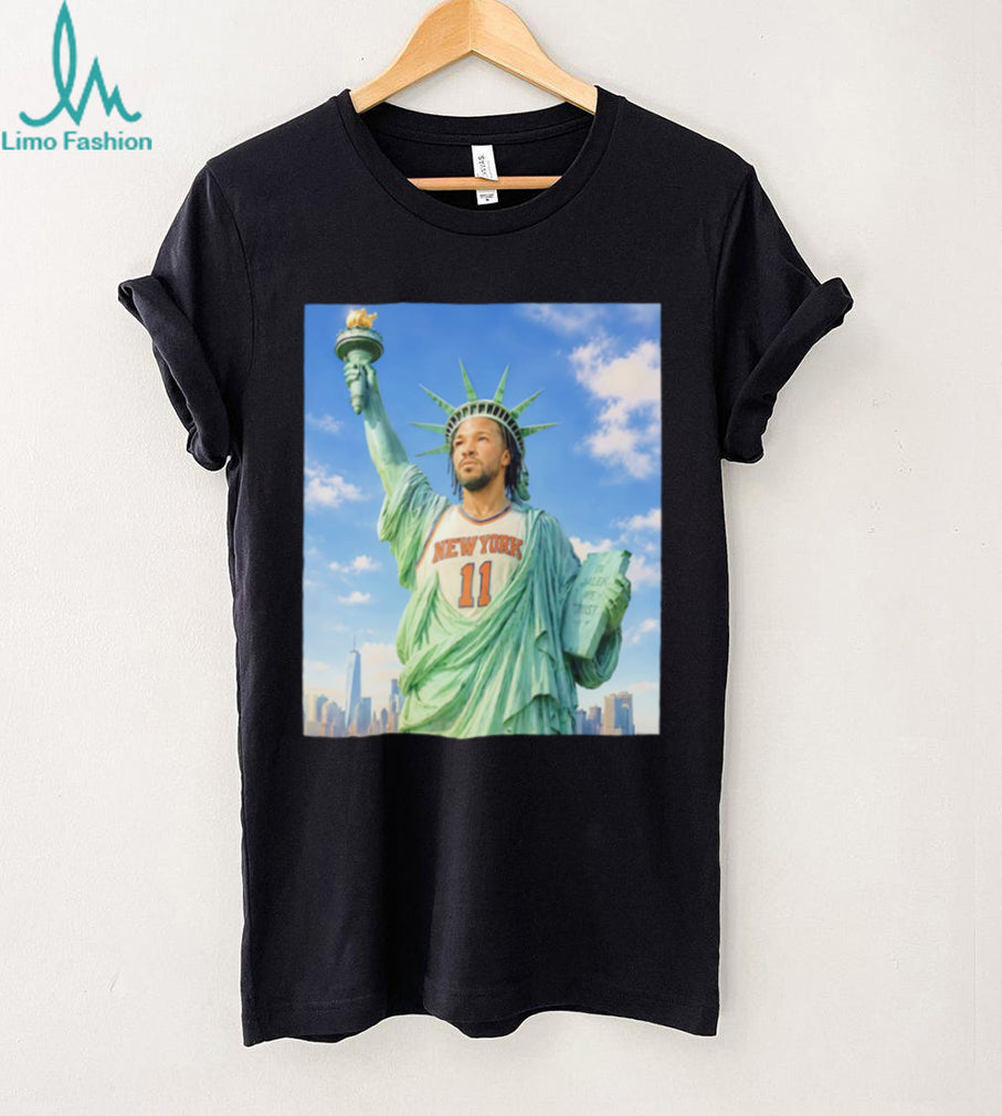 Statue of Liberty but that’s Jalen Brunson shirt