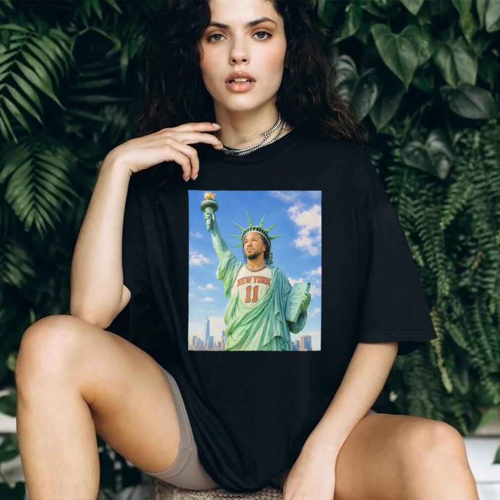 Statue of Liberty but that’s Jalen Brunson shirt