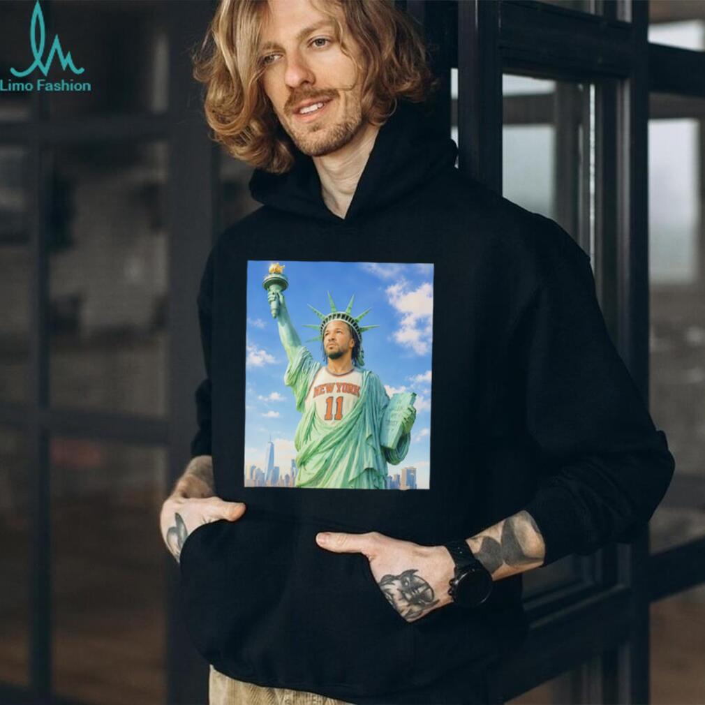 Statue of Liberty but that’s Jalen Brunson shirt