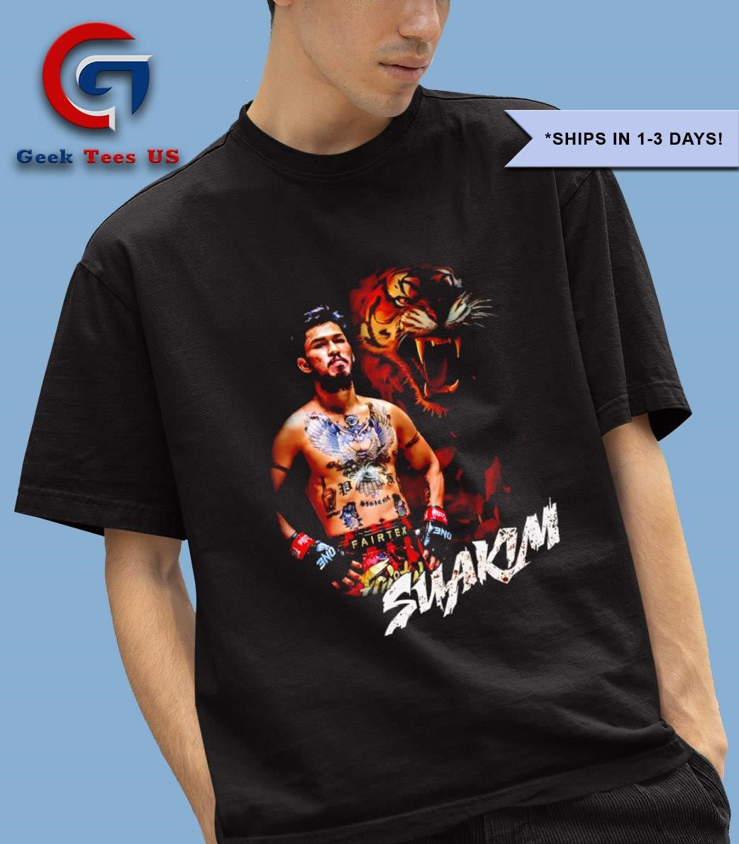 Suakim Sor.Jor.Tongprajin tiger graphic shirt