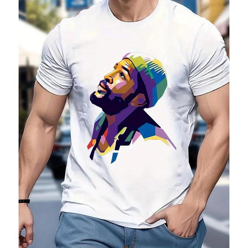 T - shirt with a vibrant, geometric