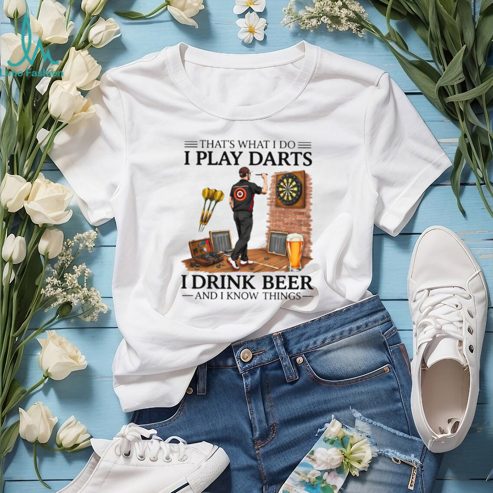 That’s What I Do I Play Darts I Drink Beer Vintage Pub Player Men Shirt