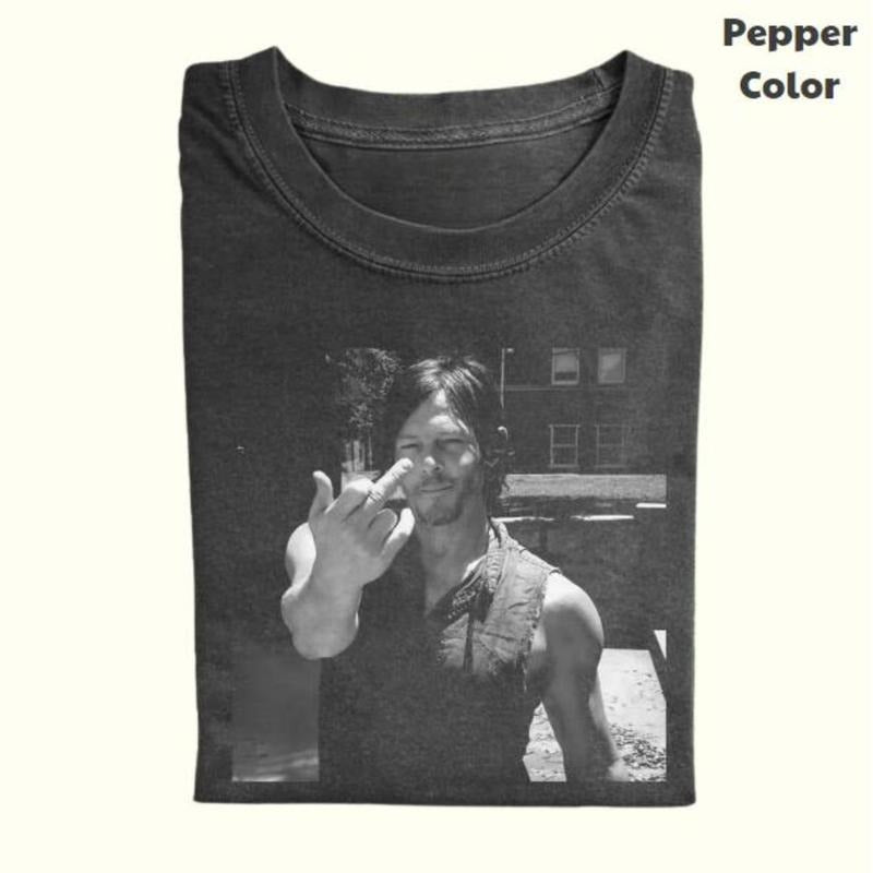 The Walking Dead Vintage Graphic Tee, Daryl Dixon Middle Finger T-Shirt, Movies Tee, Unisex Meme Cringe Funny Dumb Shirt,...