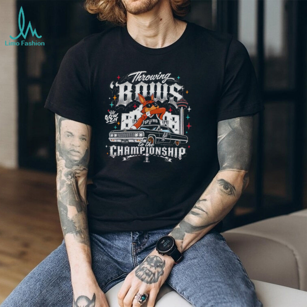 Throwing Bows Championship Mascot Retro Car T Shirt