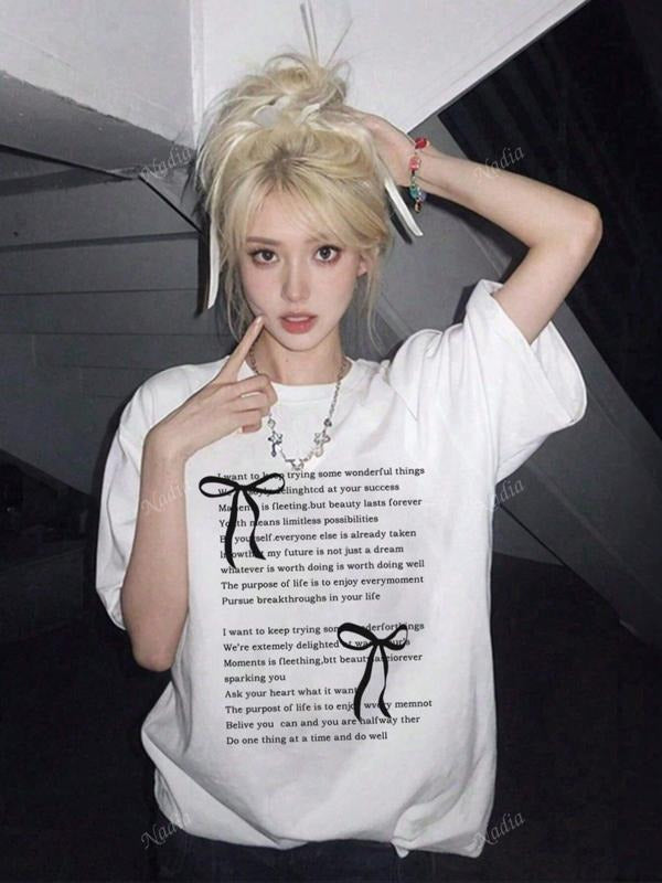 Trendy Casual Graphic T-Shirt for Everyday Wear, Comfortable Fitted Style for All Seasons, Stylish Knit Fabric Top for...