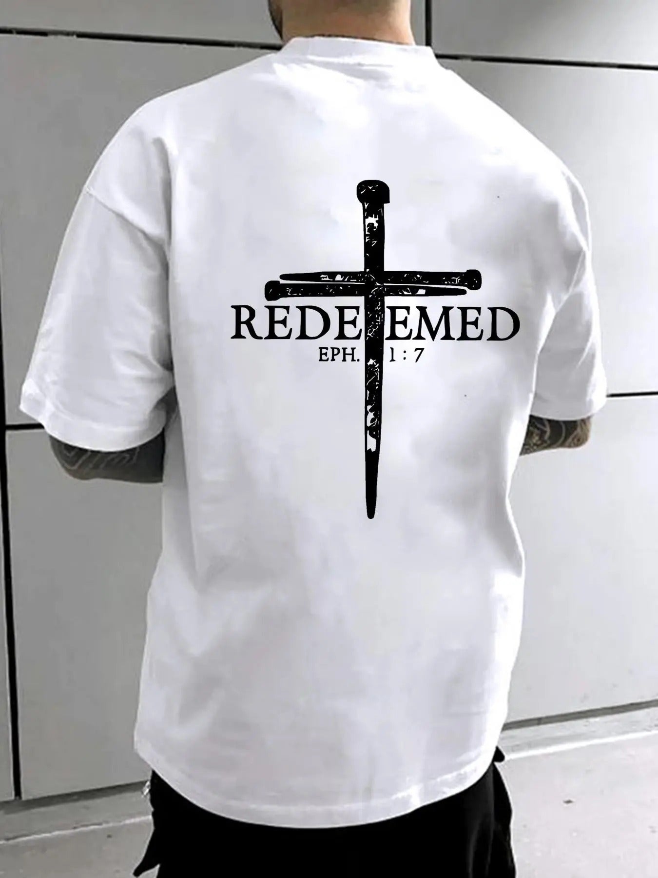 Unisex Men's Cross & Letter Print Round Neck Tee, Loose Casual Short Sleeve T-shirt for Daily Wear, Men's Top for All...