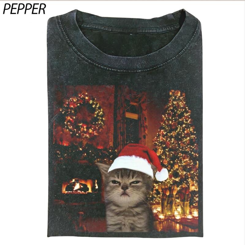 Vinatge Grumpy Cat Christmas T-Shirt, Funny Cat Meme Shirt, Santa cute Cats Tee, Christmas Gift for Cat Lovers, Merry...