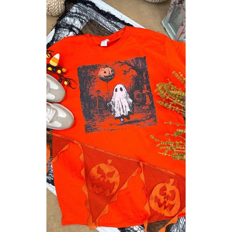 Vintage Ghost Balloon Halloween Graphic T-Shirt Hoodie, Sweatshirt | PodTeesHub.com