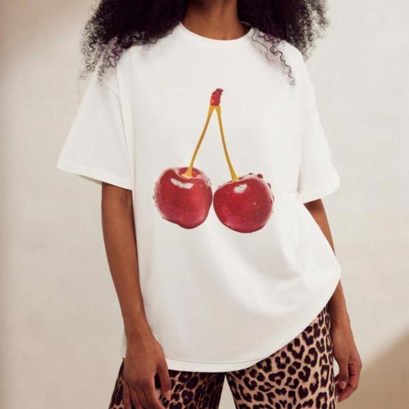 Women's Cherry Print Round Neck Tee, Casual Short Sleeve Crew Neck T-Shirt for Summer, Fashion Women's Top for Daily Wear...