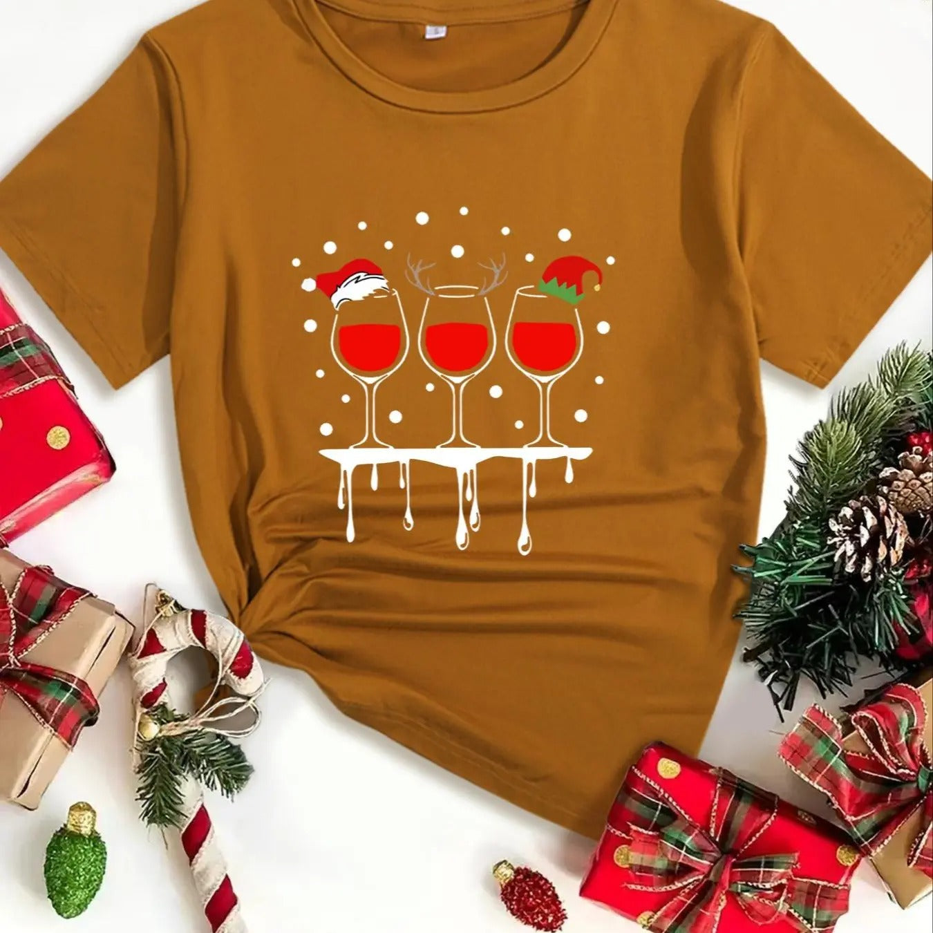Women's Christmas Drinks Print Round Neck Tee, Casual Short Sleeve Crew Neck T-shirt for All Seasons, Fashion Women's Top...