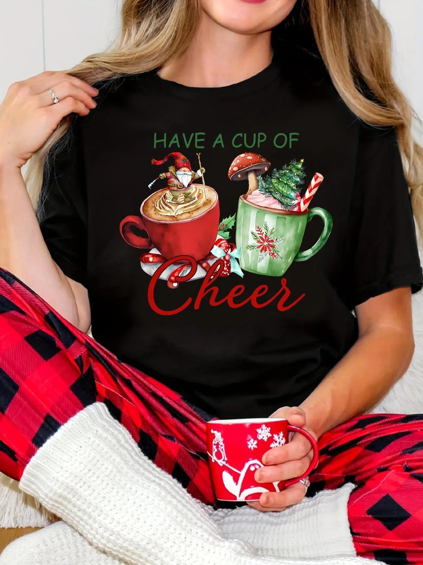 Women's Christmas Themed Coffee Cup Print Round Neck Tee, Casual Short Sleeve Crew Neck T-shirt for Daily Holiday...