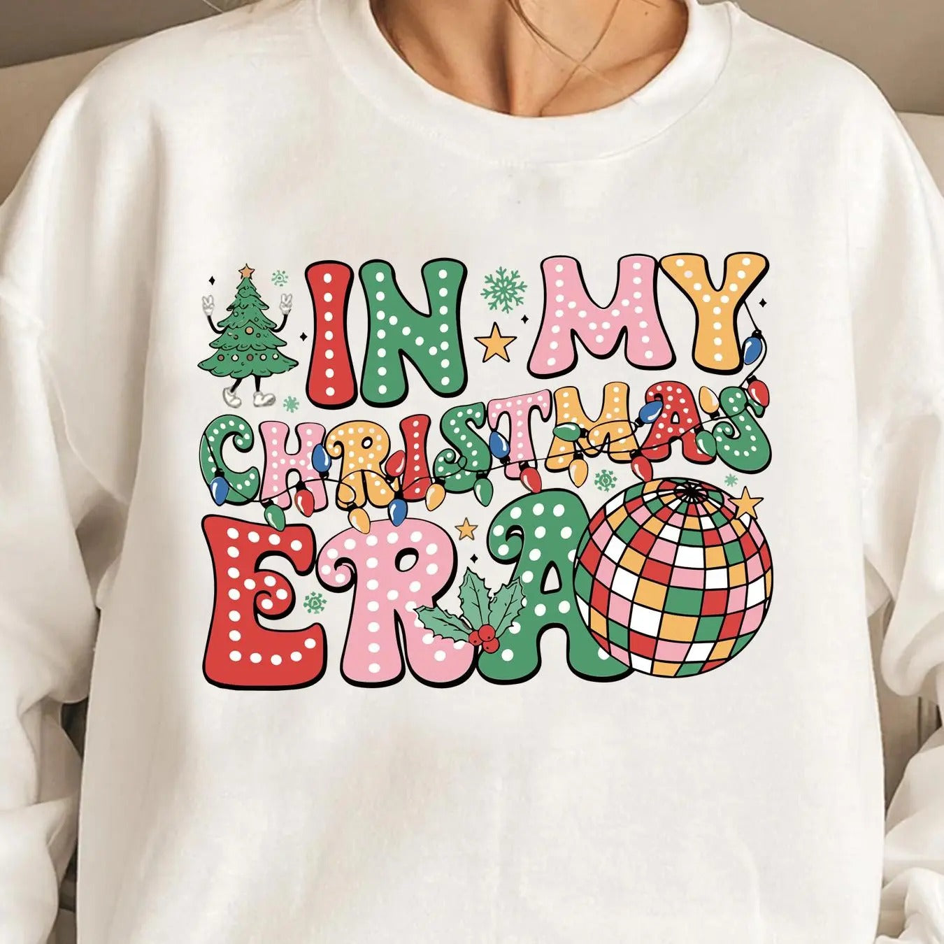 Women's Christmas Themed Letter Print Drop Shoulder Sweatshirt, Casual Long Sleeve Round Neck Pullover for Fall & Winter,...
