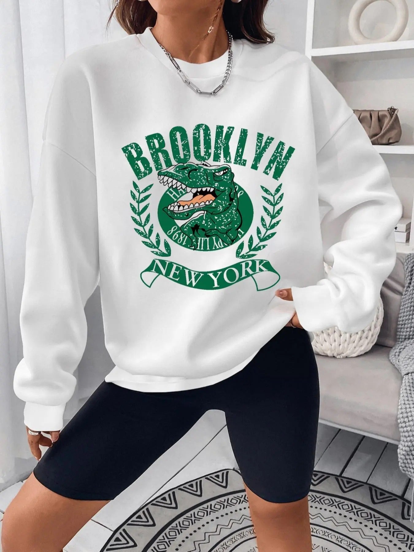 Women's Dinosaur & Letter Print Drop Shoulder Sweatshirt, Casual Long-Sleeve Round Neck Pullover For Fall & Winter,...