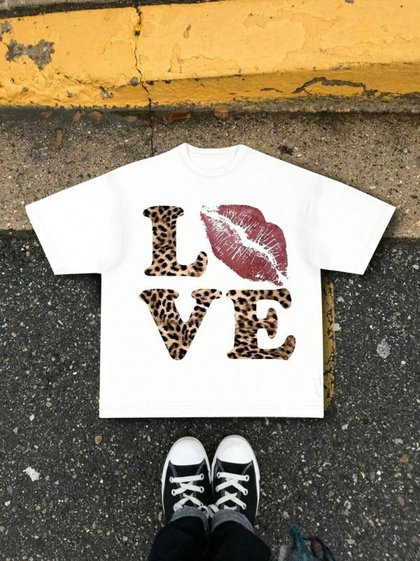 Women's Leopard Lip Print Round Neck T-Shirt, Sporty Preppy Stylish Top for Summer, Going Out Outfit for Daily Wear...