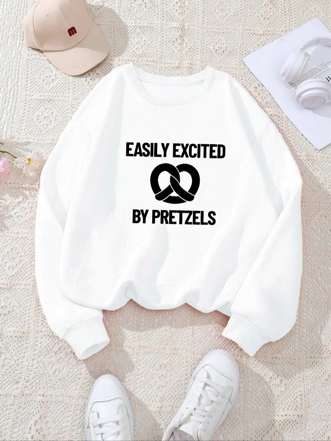 Women's Letter Print Round Neck Sweatshirt, Casual Long Sleeve Crew Neck Pullover for Fall & Winter, Women's Clothes for...