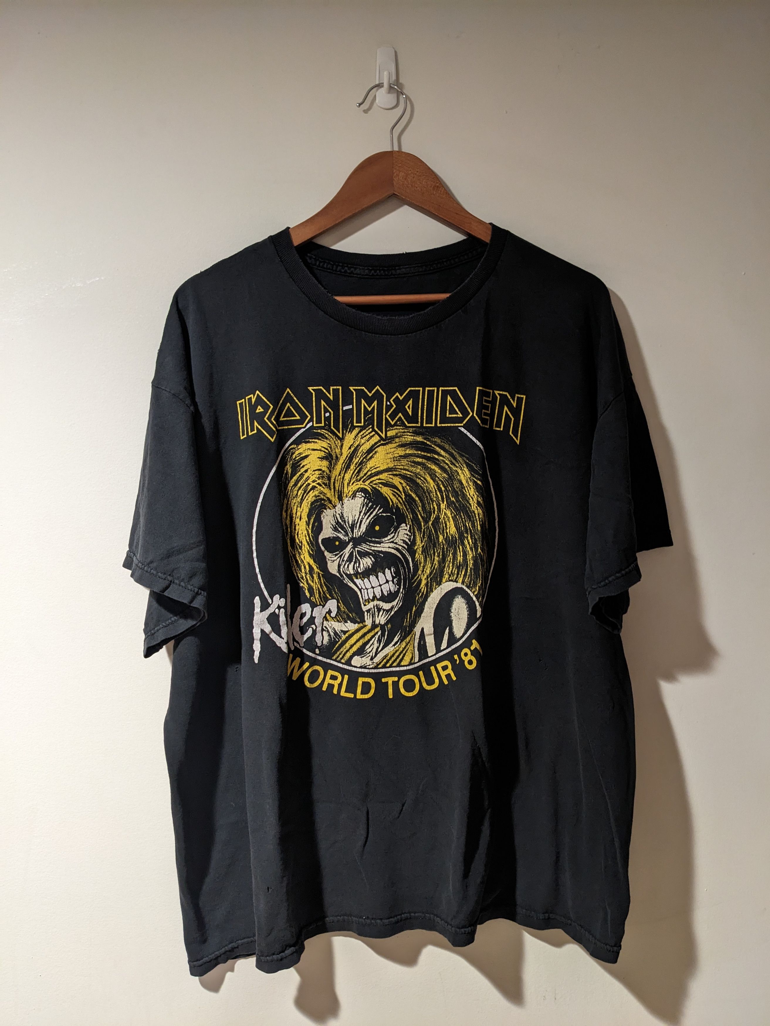 Vintage 2010 S Iron Maiden Killer World Tour 1981 T-Shirts, Hoodie, Sweatshirt