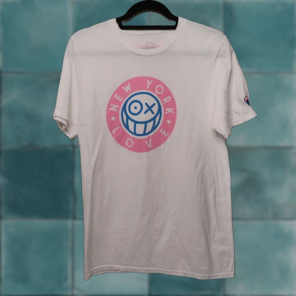 Beyond The Streets New York Love T Shirt White Ny Small S Mens Graphic Hoodie, Sweatshirt | PodTeesHub.com