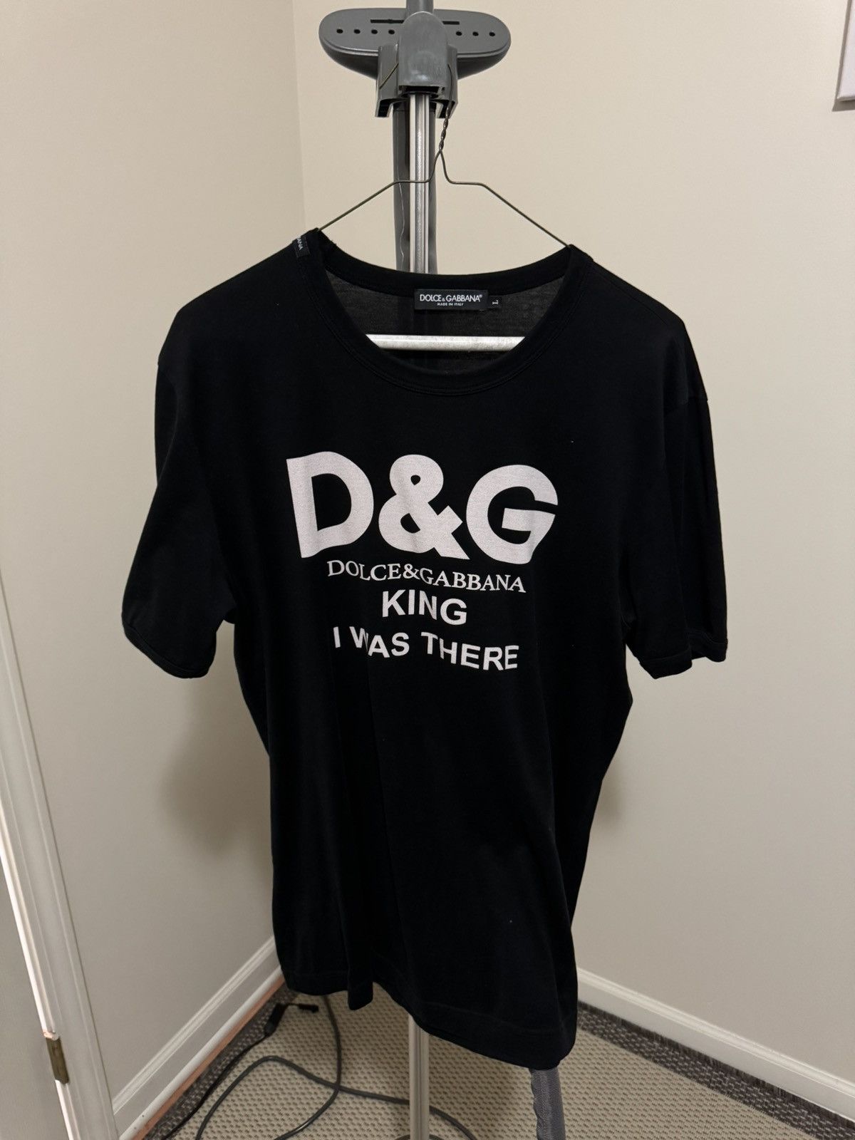 Gabbana Dolce Gabbana Black King I Was There Print Cotton T Shirt Hoodie, Sweatshirt | PodTeesHub.com