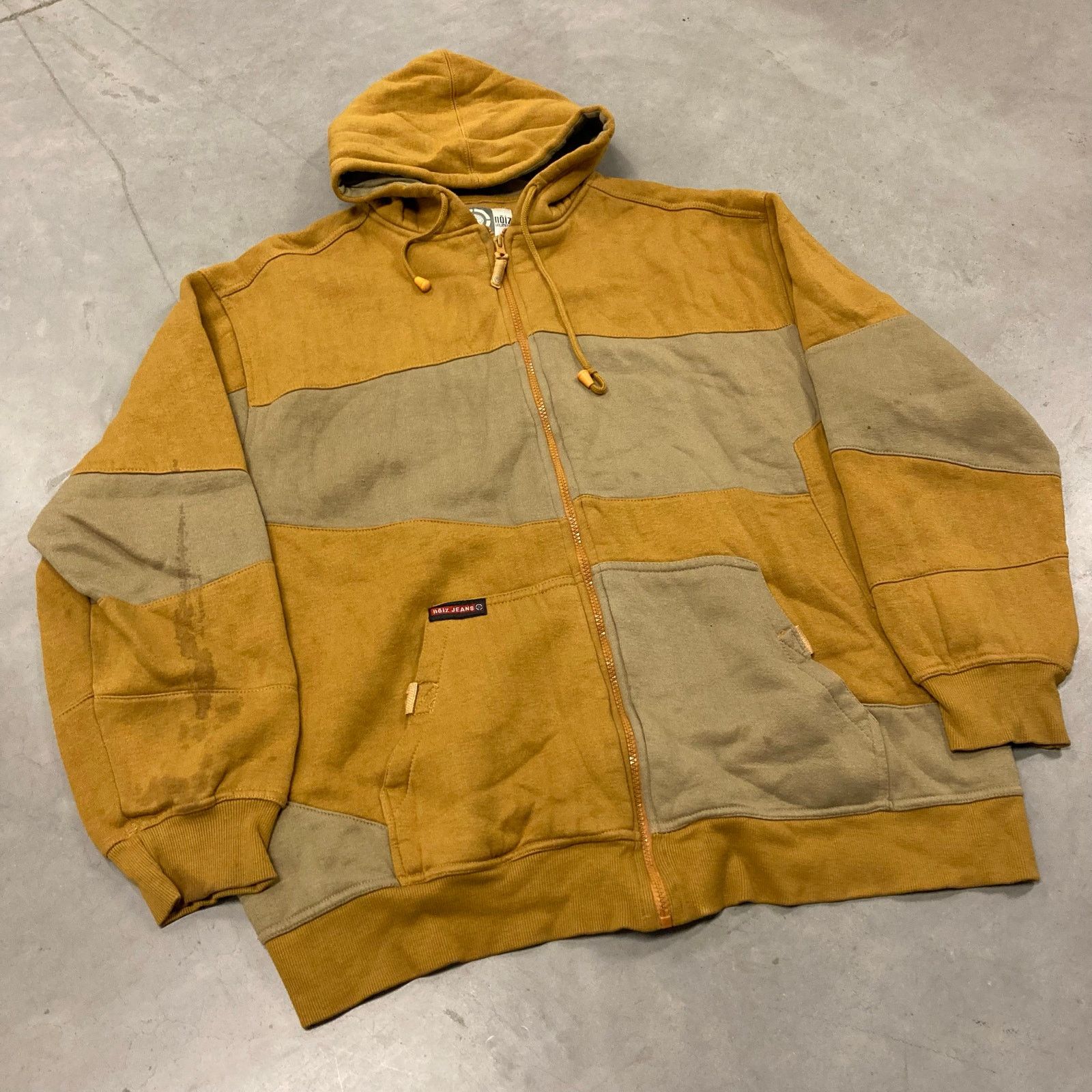 Vintage Noize Skate Hoodie T-Shirts, Sweatshirt | PodTeesHub.com