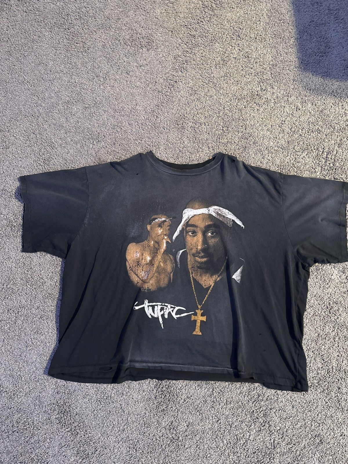 The Gv Gallery Hmdd Vintage Tupac Tee V2 Hoodie, Sweatshirt | PodTeesHub.com