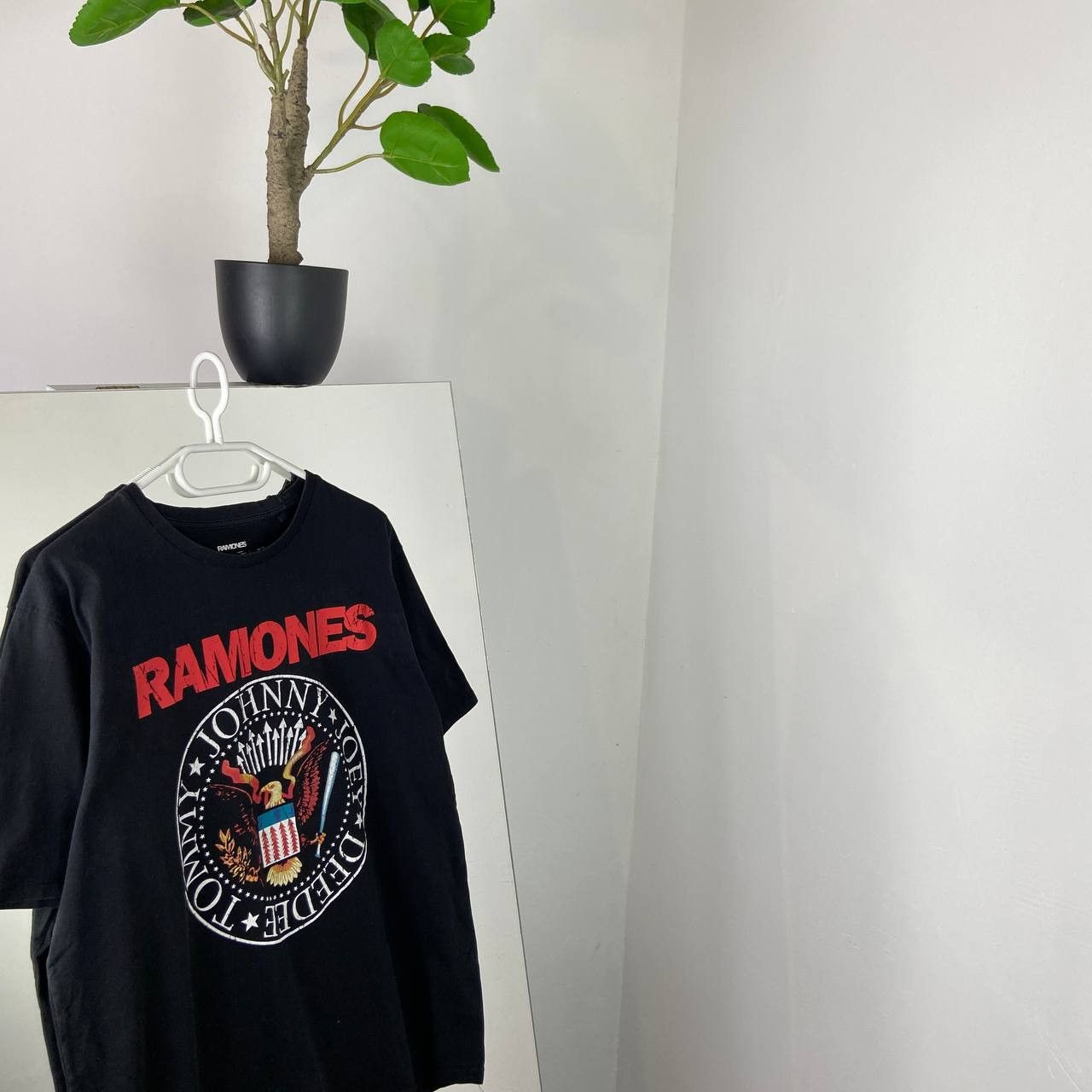 Band Ramones Vintage Y2k Rock Band T-Shirts, Hoodie, Sweatshirt