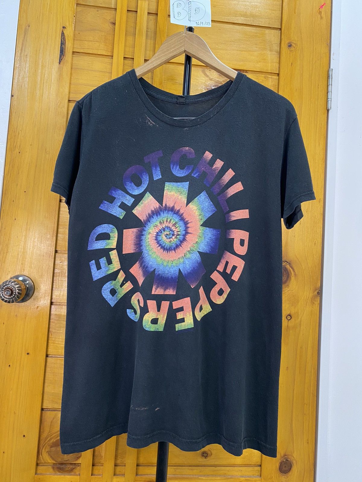 Metallica X Vintage Red Hot Chili Peppers Band Shirt Y2k Hoodie, Sweatshirt | PodTeesHub.com