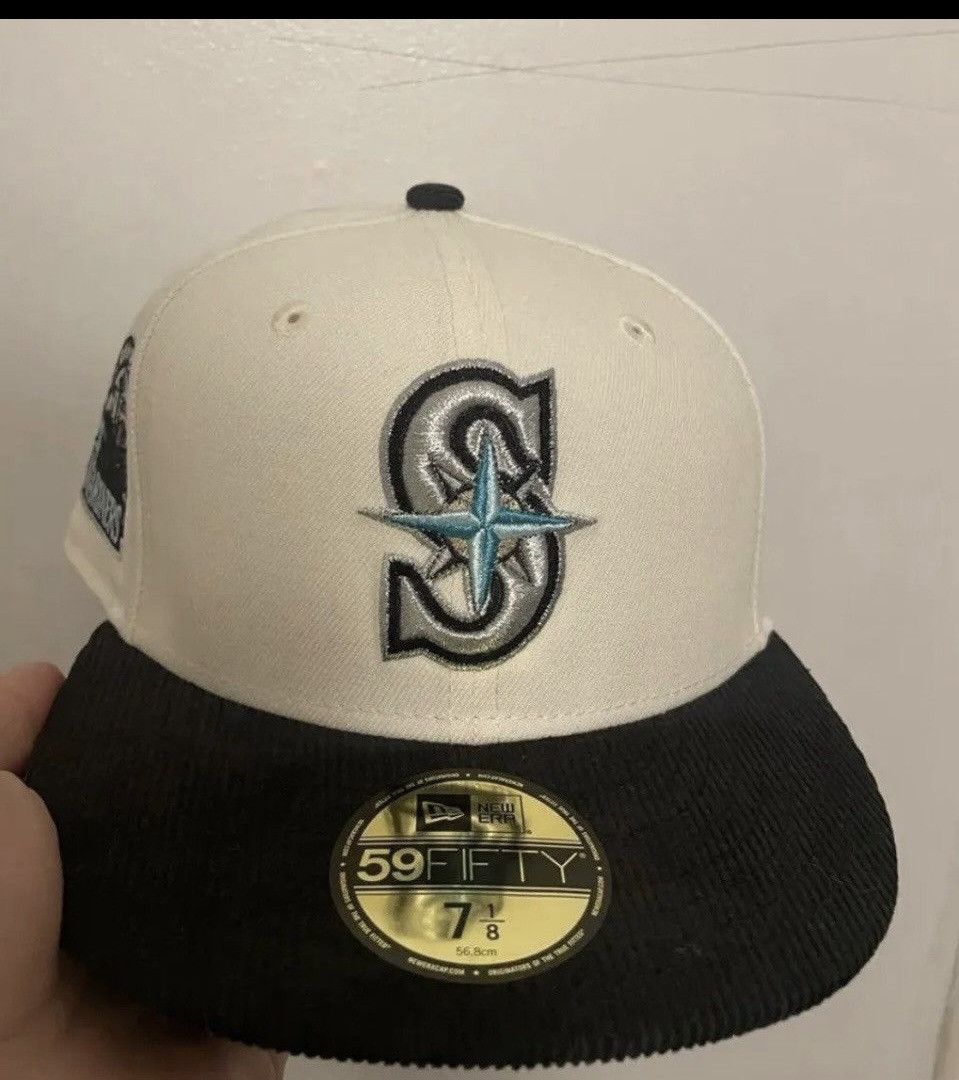 New Era 7 1 8 Myfitteds Seattle Mariners Sephiroth Final Fantasy T-Shirts, Hoodie, Sweatshirt | PodTeesHub.com