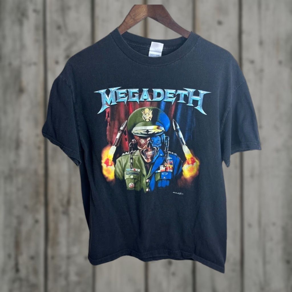 Vintage Megadeth Shirt Mens Medium Hoodie, Sweatshirt | PodTeesHub.com