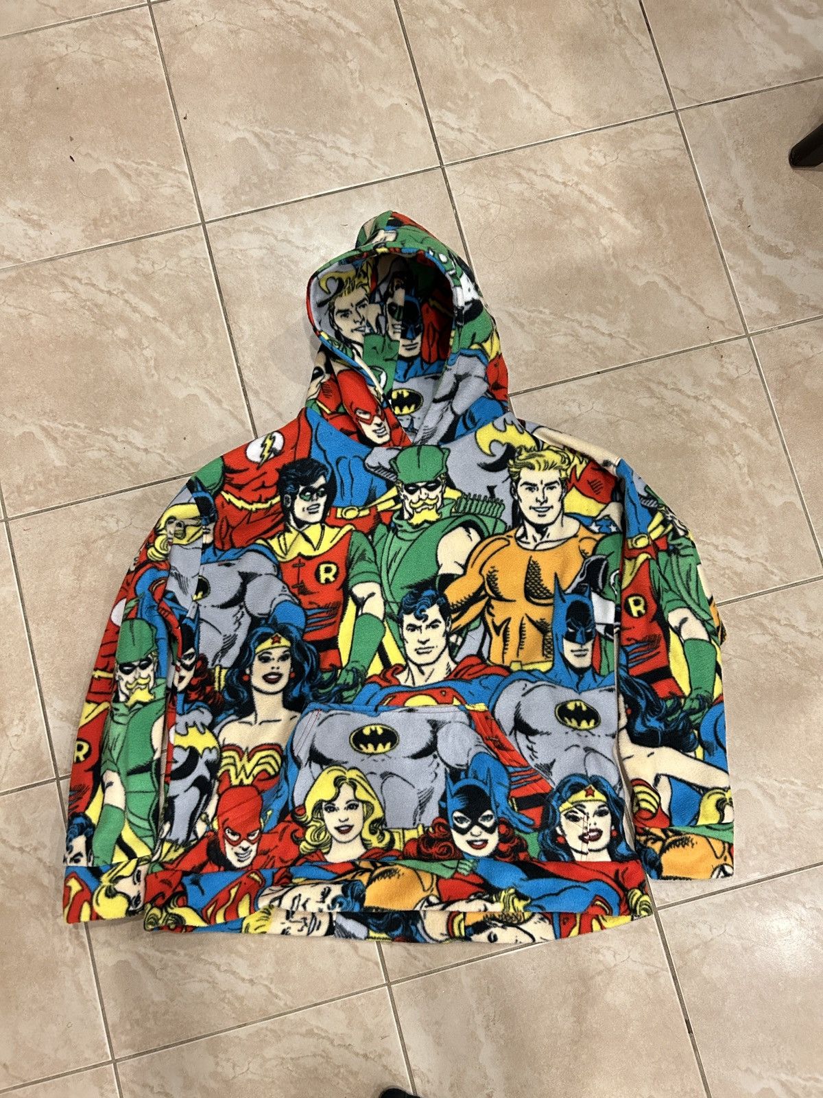 Vintage Dc Universe Sweat Suit T-Shirts, Hoodie, Sweatshirt | PodTeesHub.com