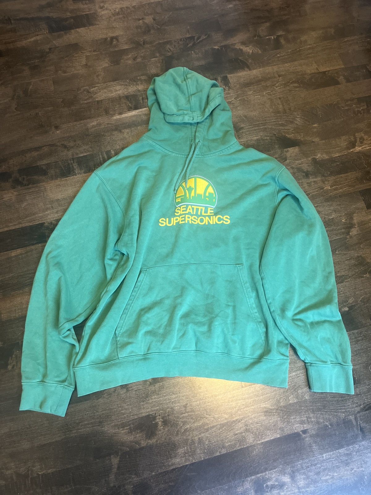 Vintage Mitchell And Ness Seattle Sonics Hoodie T-Shirts, Sweatshirt | PodTeesHub.com