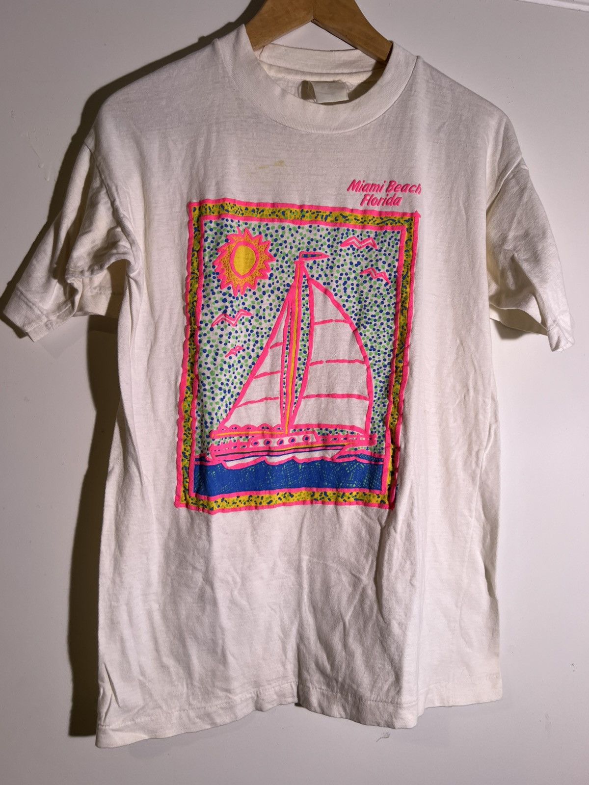 Vintage 90 S 2000 S Y2k Vtg Vintage Miami Beach Florida Fl Retro Tee Hoodie, Sweatshirt | PodTeesHub.com
