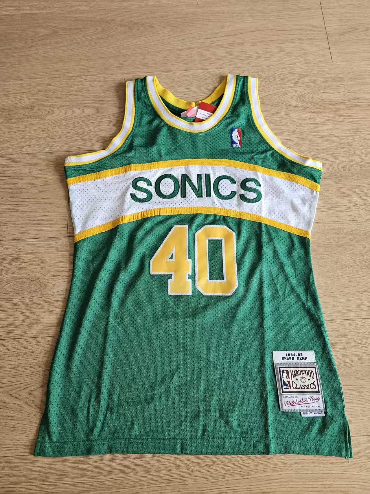 Nba Seattle Super Sonics 40 Shawn Kemp Jersey T-Shirts, Hoodie, Sweatshirt | PodTeesHub.com