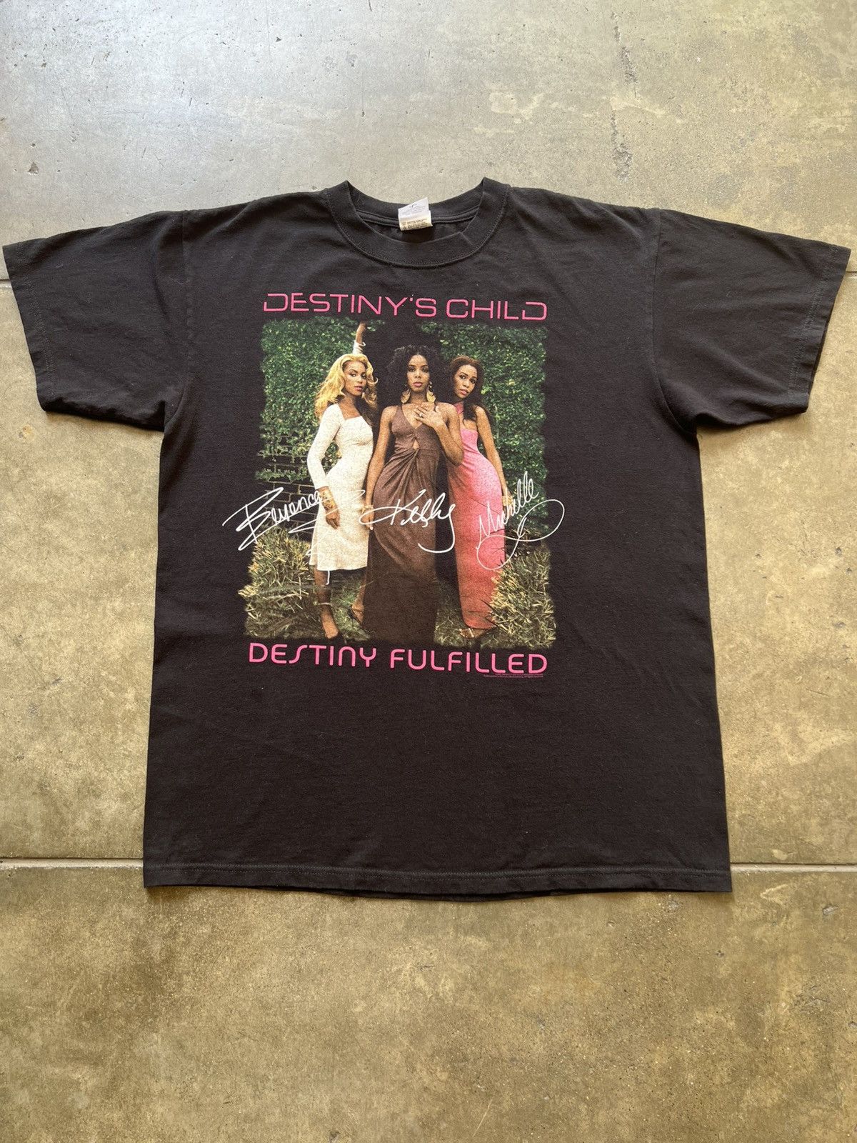 Rap Tees X Vintage Vtg 2005 Destiny S Child Tour Band Tee Shirt Beyonce R B Hoodie, Sweatshirt | PodTeesHub.com