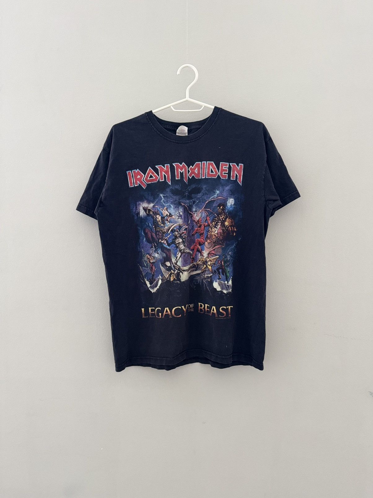 Maiden Iron Maiden Legacy Beast 2016 Tour T-Shirts, Hoodie, Sweatshirt