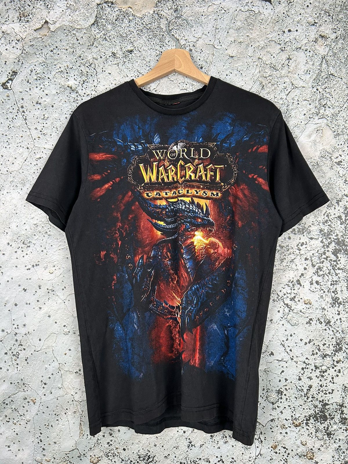 Vintage World Of Warcraft Cataclysm Rare Graphic Tee Dragon Hoodie, Sweatshirt | PodTeesHub.com