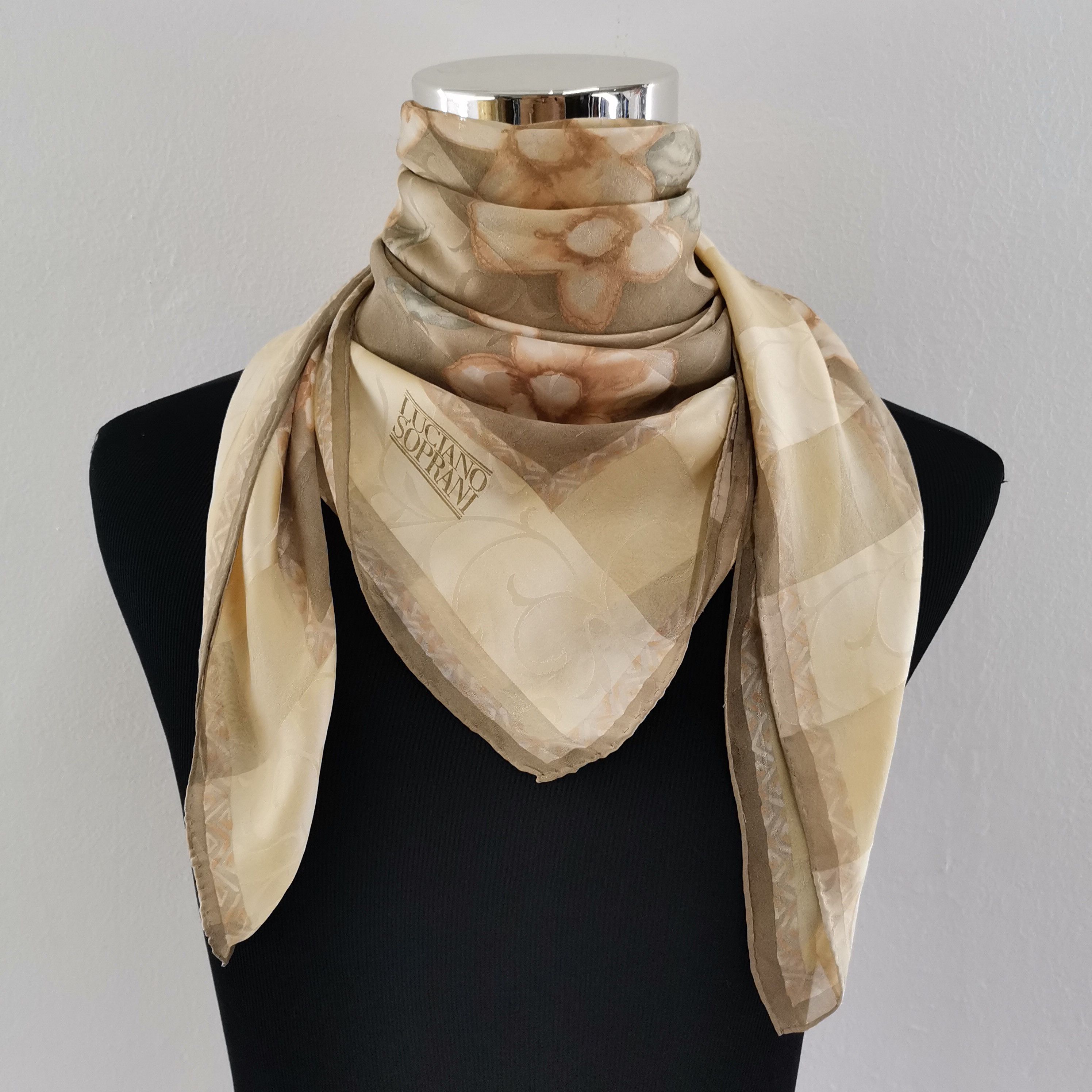 Other Silk Scarf Luciano Soprani T-Shirts, Hoodie, Sweatshirt