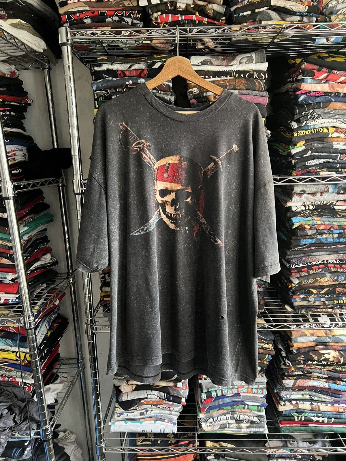 Vintage 2003 Pirates Of The Caribbean The Curse Of The Black Pearl T-Shirts, Hoodie, Sweatshirt | PodTeesHub.com
