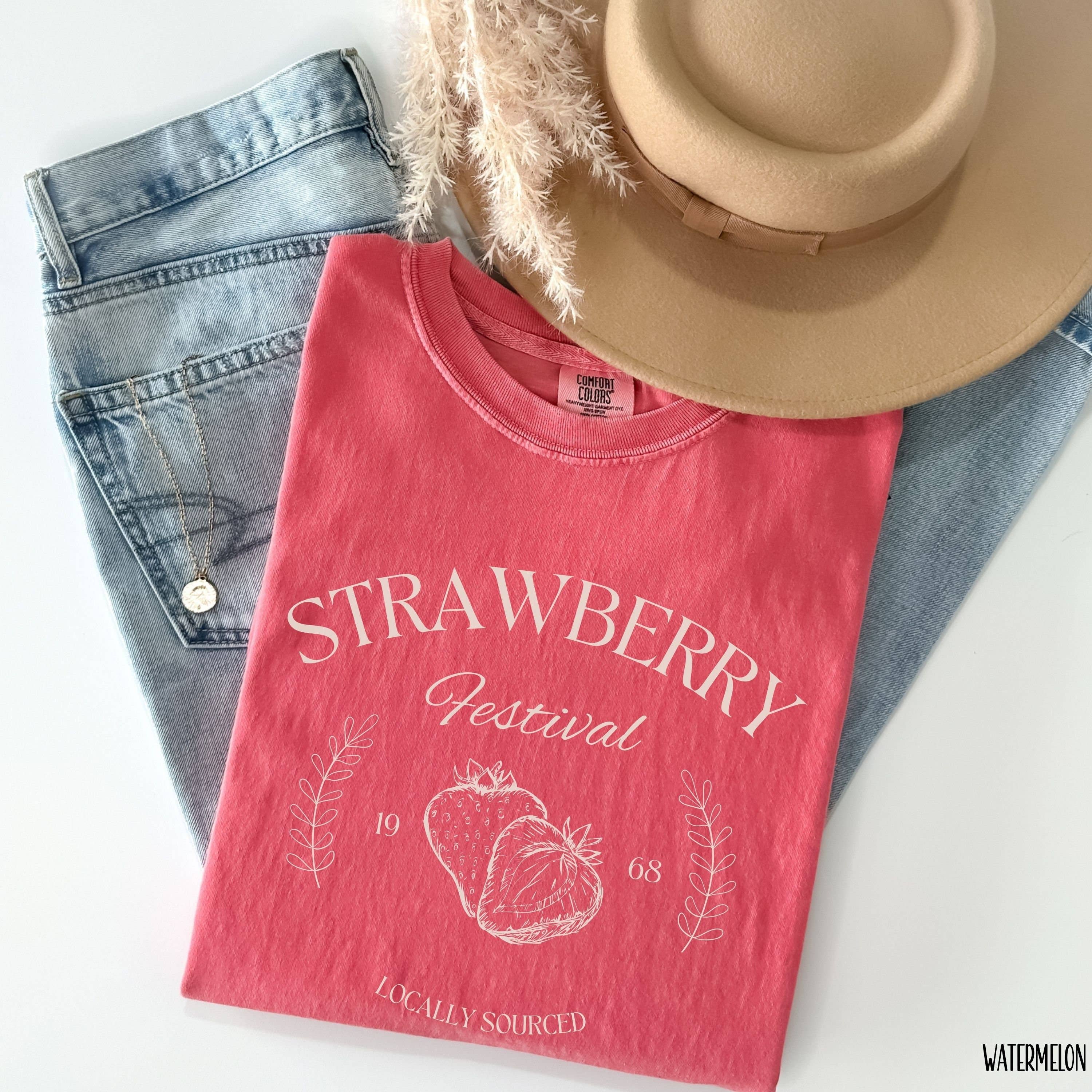 Summer Strawberry Festival Cottagecore Comfort Tee-Shirt Hoodie, Sweatshirt | PodTeesHub.com