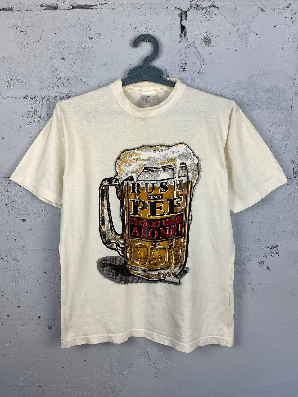 Vintage Y2k Rush To Pee Leave My Drink Alone Funny T Shirt Hoodie, Sweatshirt | PodTeesHub.com
