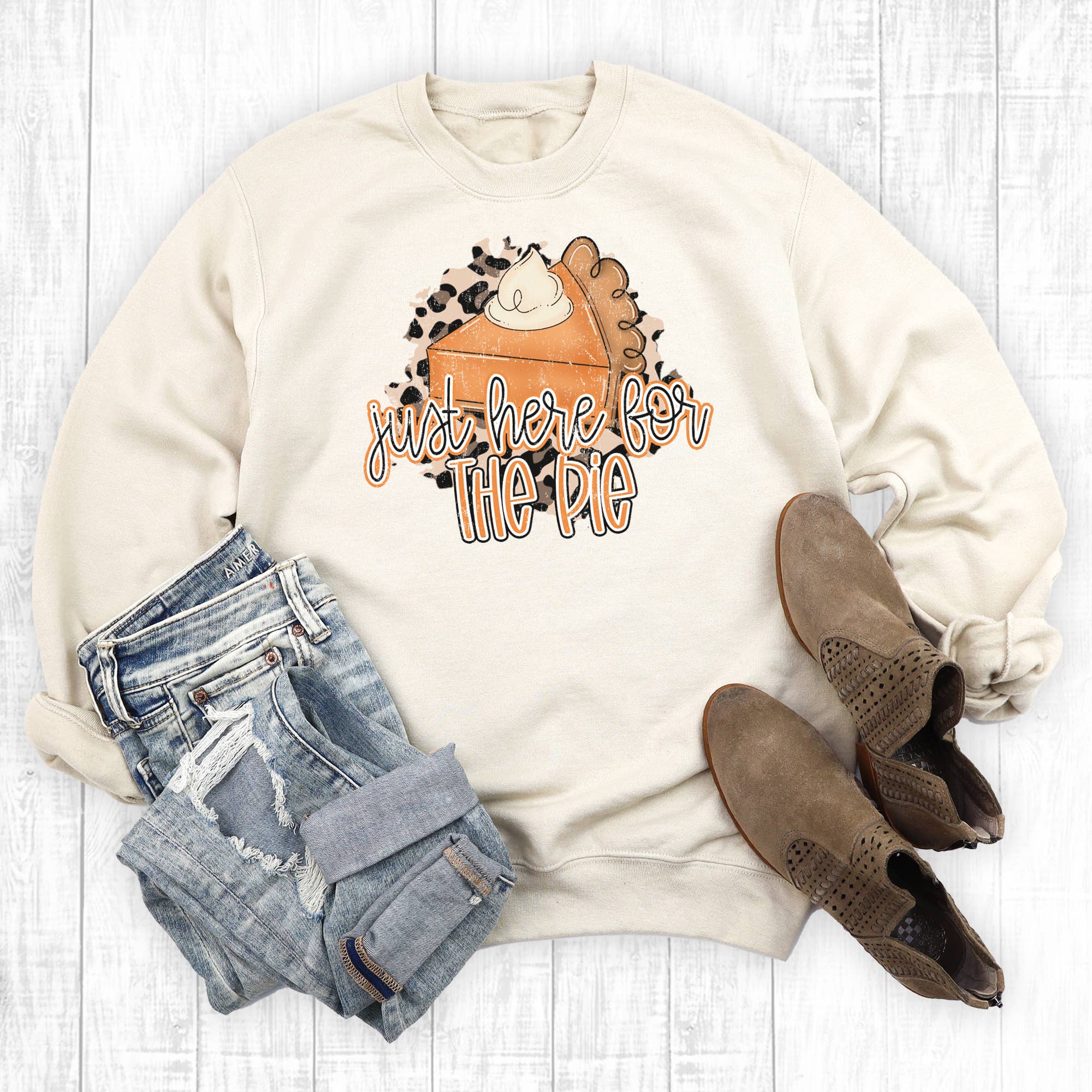Thanksgiving Leopard Here For the Pie Sweatshirt T-Shirts, Hoodie | PodTeesHub.com