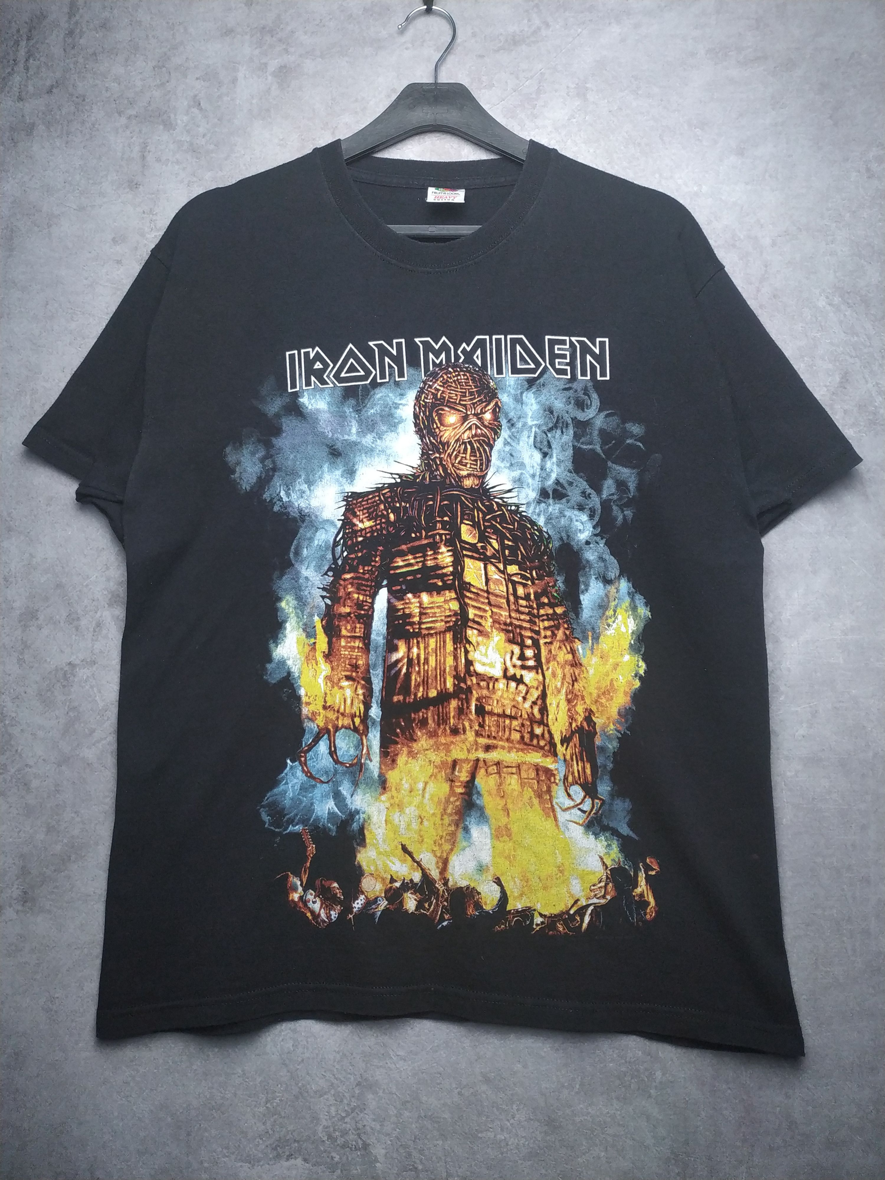 Maiden Vintage Iron Maiden The Final Frontier Tour Tee T Shirt 2010 Hoodie, Sweatshirt | PodTeesHub.com