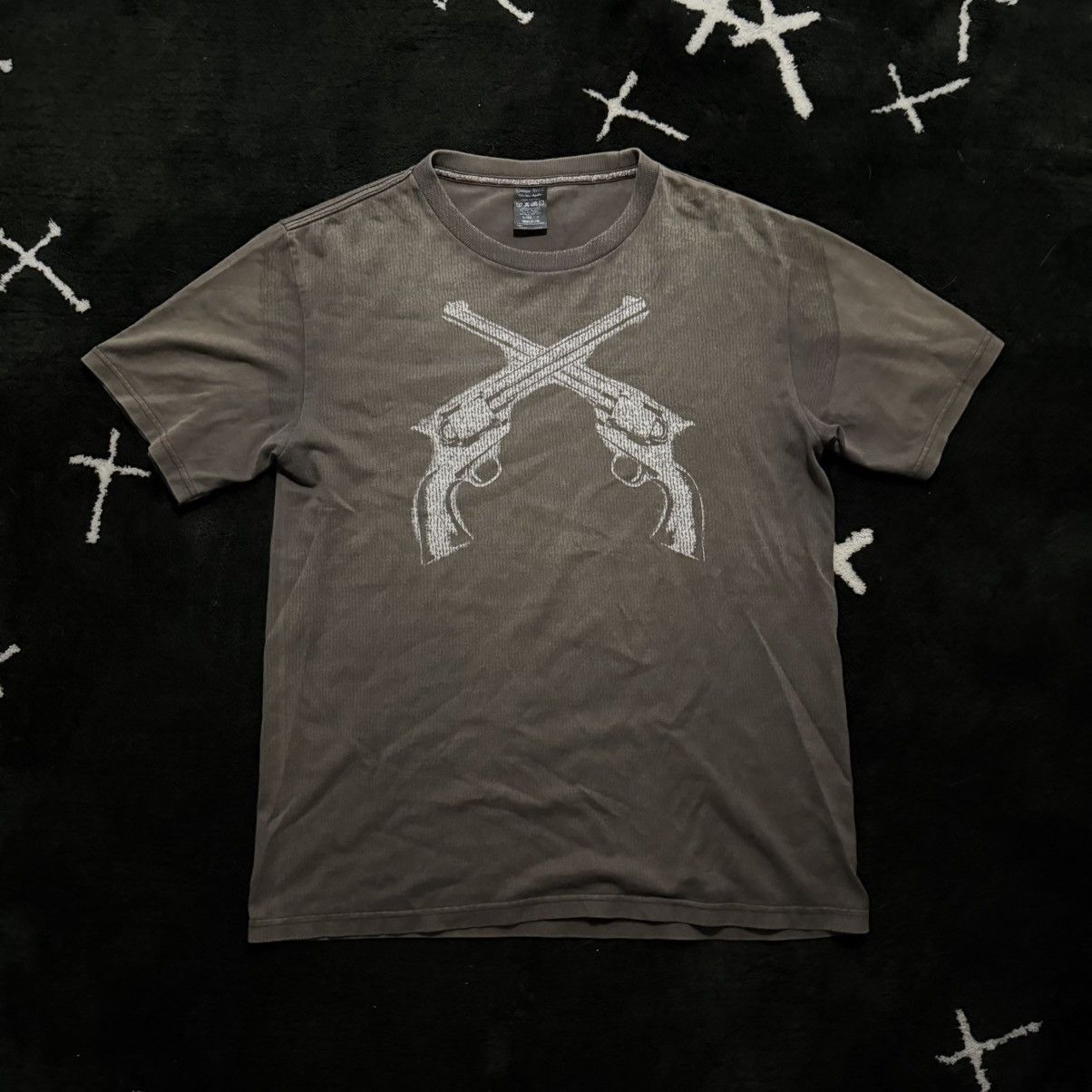 Number N Ine Ss07 Murder Gun T Shirt Hoodie, Sweatshirt | PodTeesHub.com