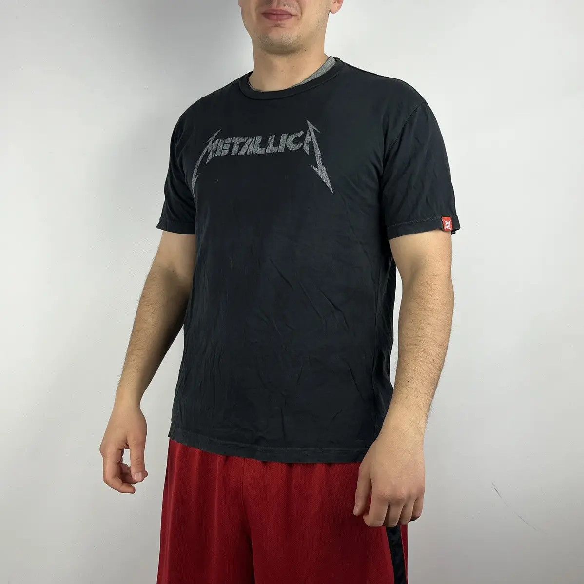 Metallica T Shirt Logo Size Medium Hoodie, Sweatshirt | PodTeesHub.com