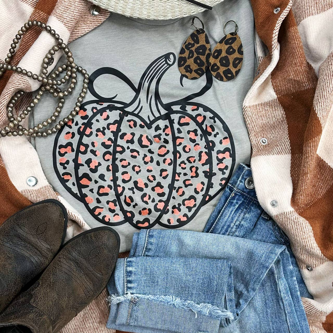 Glitter Leopard Pumpkin Everyday Tee Hoodie, Sweatshirt | PodTeesHub.com