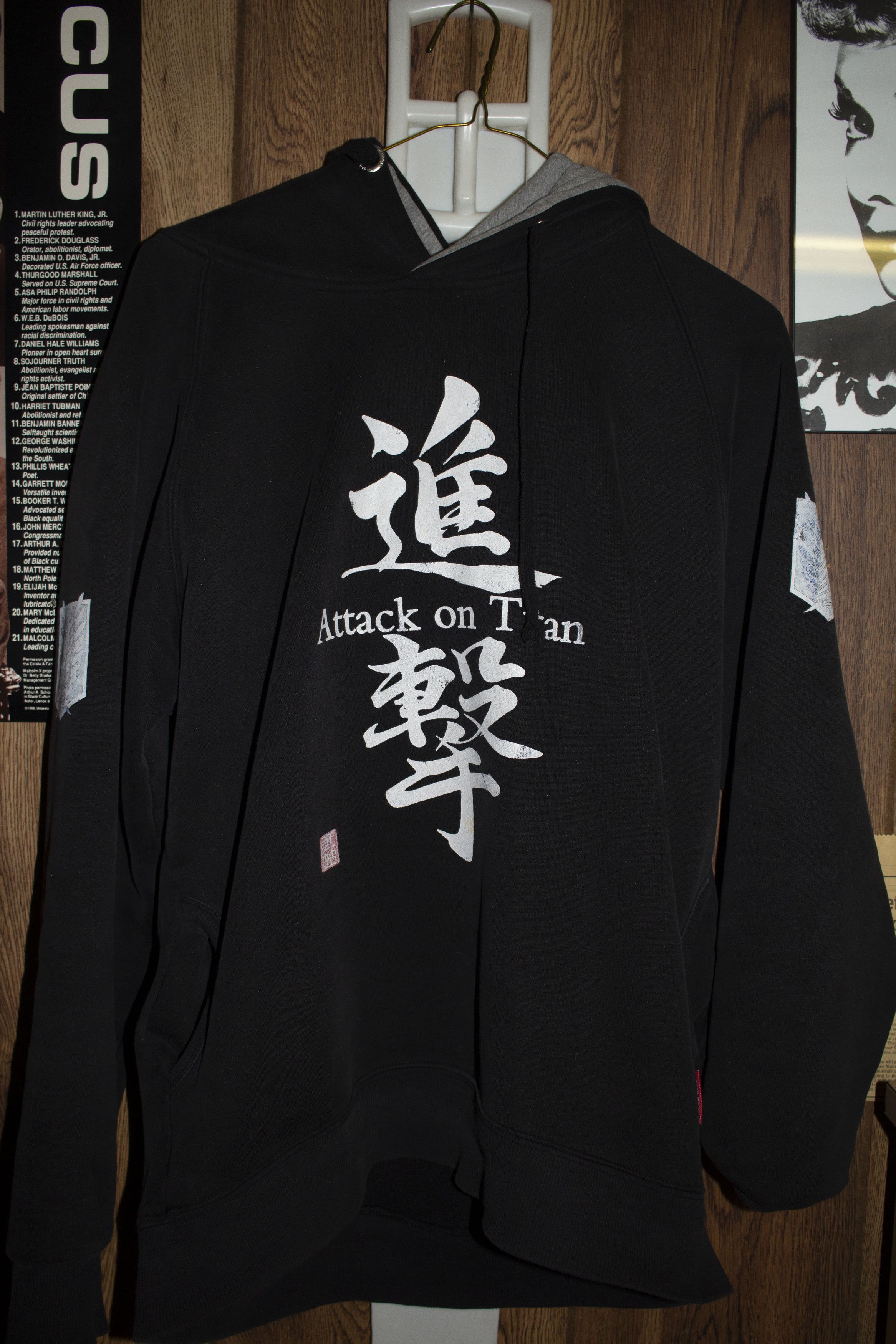 Vintage Attack On Titan Hoodie T-Shirts, Sweatshirt | PodTeesHub.com