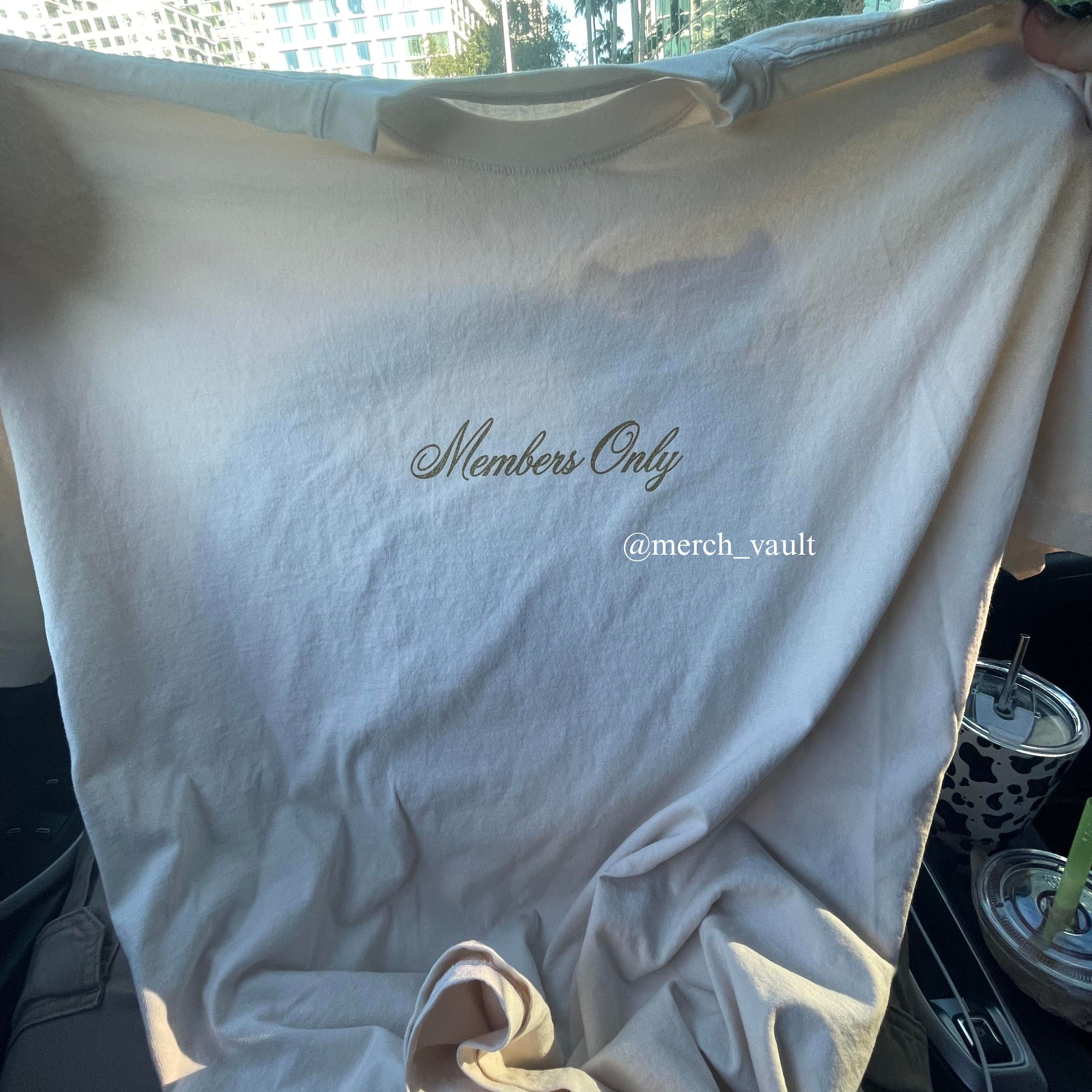 Drake It S All A Blur Big As The What Tour Ovo Owl Tee Hoodie, Sweatshirt | PodTeesHub.com