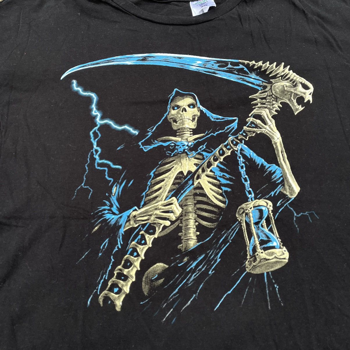 Band Tees Vintage 90s 666 Skulls Scream Vamp Dead Face Horror Tee 90s Hoodie, Sweatshirt | PodTeesHub.com